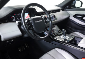 Подержанный автомобиль Land Rover Range Rover Evoque 2019 года (15 фото)