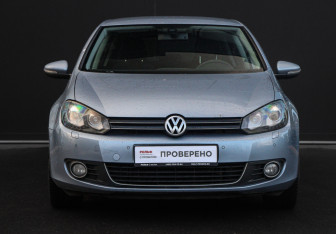 Подержанный автомобиль Volkswagen Golf Hatchback 2011 года (2 фото)