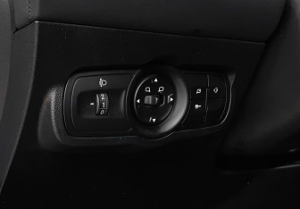 Подержанный автомобиль Kaiyi E5 2023 года (19 фото)