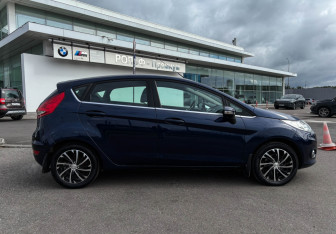 Подержанный автомобиль Ford Fiesta Hatchback 2012 года (4 фото)