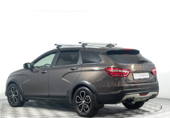 Подержанный автомобиль LADA (ВАЗ) Vesta Wagon 2019 года (14 фото)