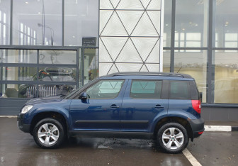 Подержанный автомобиль Skoda Yeti 2012 года (8 фото)