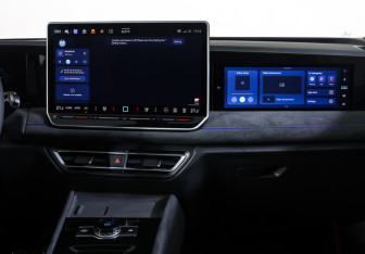 Подержанный автомобиль Volkswagen Tiguan 2024 года (13 фото)