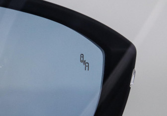 Подержанный автомобиль Exeed TXL 2023 года (19 фото)