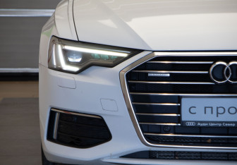 Подержанный автомобиль Audi A6 Sedan 2018 года (38 фото)