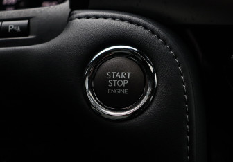 Подержанный автомобиль Lexus LX 2018 года (31 фото)