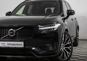 Подержанный автомобиль Volvo XC90 2021 года (2 фото)