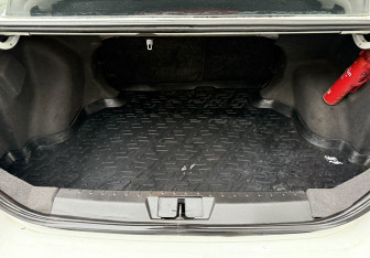 Подержанный автомобиль Geely Emgrand EC7 Sedan 2012 года (9 фото)