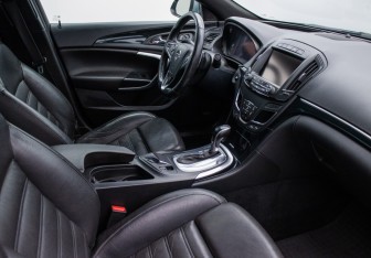 Подержанный автомобиль Opel Insignia Sedan 2014 года (9 фото)