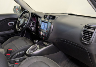 Подержанный автомобиль Kia Soul 2018 года (11 фото)