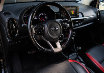 Подержанный автомобиль Kia Picanto 2018 года (12 фото)