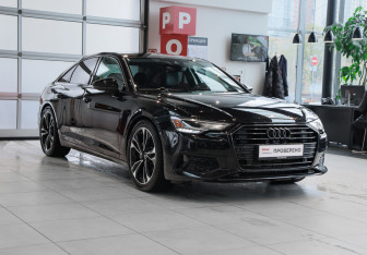 Подержанный автомобиль Audi A6 Sedan 2019 года (3 фото)