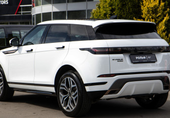 Подержанный автомобиль Land Rover Range Rover Evoque 2020 года (21 фото)