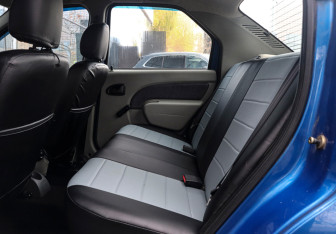 Подержанный автомобиль Renault Logan Sedan 2006 года (10 фото)