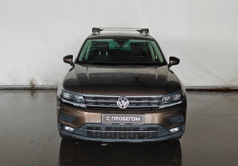 Подержанный автомобиль Volkswagen Tiguan 2019 года (2 фото)