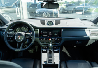 Новый Porsche Macan 2025 (7 фото)