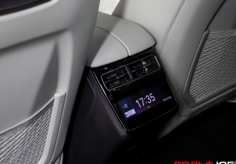 Подержанный автомобиль Zeekr 001 2024 года (16 фото)