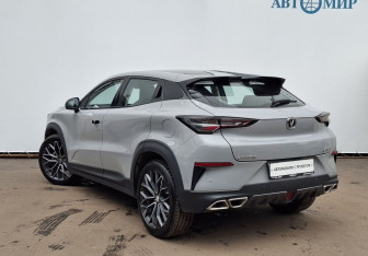 Подержанный автомобиль Changan UNI-T 2023 года (7 фото)