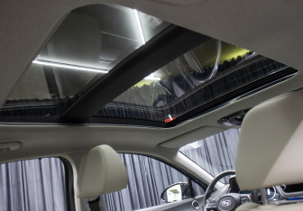 Подержанный автомобиль Hyundai Sonata 2022 года (17 фото)