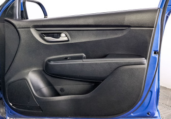 Подержанный автомобиль Kia Rio Hatchback 2019 года (24 фото)