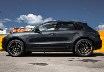 Подержанный автомобиль Porsche Macan 2019 года (8 фото)