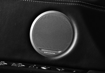 Подержанный автомобиль BMW X5 M 2016 года (18 фото)