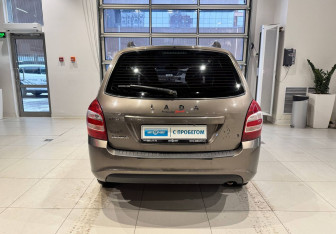 Подержанный автомобиль LADA (ВАЗ) Granta Wagon 2018 года (5 фото)