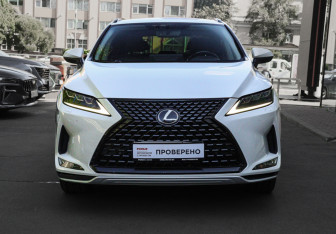 Подержанный автомобиль Lexus RX 2020 года (2 фото)
