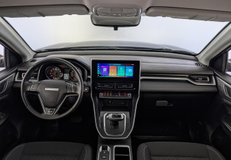 Подержанный автомобиль Haval M6 2023 года (14 фото)