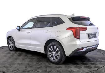 Подержанный автомобиль Haval Jolion 2023 года (7 фото)