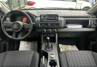 Новый Mitsubishi L200 2024 (9 фото)