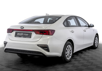 Подержанный автомобиль Kia Cerato Sedan 2020 года (5 фото)
