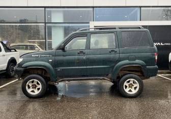 Подержанный автомобиль УАЗ Patriot 2008 года (8 фото)