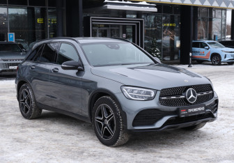 Подержанный автомобиль Mercedes-Benz GLC Coupe 2021 года (3 фото)