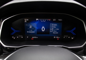 Подержанный автомобиль Jetta VS7 2023 года (13 фото)