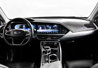 Подержанный автомобиль Geely Tugella 2022 года (11 фото)
