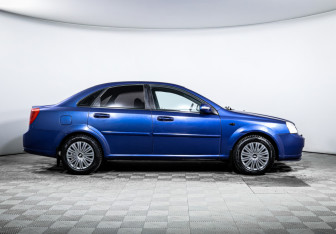 Подержанный автомобиль Chevrolet Lacetti Sedan 2008 года (4 фото)