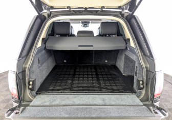 Подержанный автомобиль Land Rover Range Rover 2021 года (10 фото)