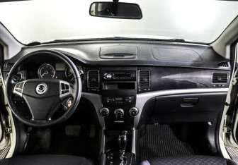 Подержанный автомобиль SsangYong Actyon 2012 года (7 фото)