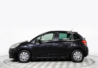 Подержанный автомобиль Citroen C3 Hatchback 2010 года (8 фото)