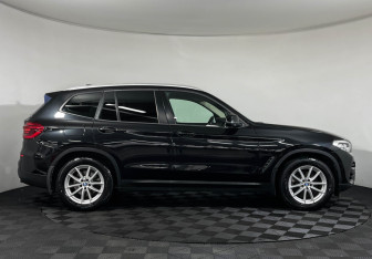 Подержанный автомобиль BMW X3 2019 года (6 фото)