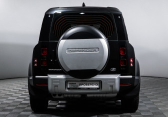 Подержанный автомобиль Land Rover Defender Suv 2021 года (6 фото)
