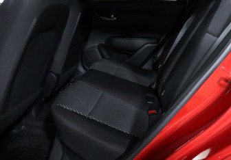 Подержанный автомобиль Kia Rio Sedan 2017 года (16 фото)