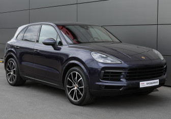 Подержанный автомобиль Porsche Cayenne 2018 года (3 фото)