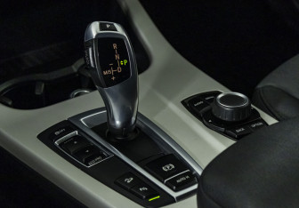 Подержанный автомобиль BMW X3 2013 года (12 фото)