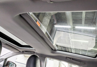 Подержанный автомобиль Toyota Venza 2014 года (24 фото)