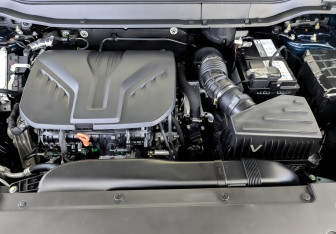 Подержанный автомобиль Haval F7 2024 года (9 фото)