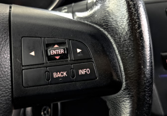 Подержанный автомобиль Mazda 3 Hatchback 2012 года (27 фото)