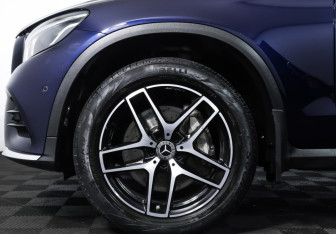 Подержанный автомобиль Mercedes-Benz GLC Coupe 2017 года (24 фото)