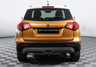 Подержанный автомобиль Suzuki Vitara 2016 года (4 фото)